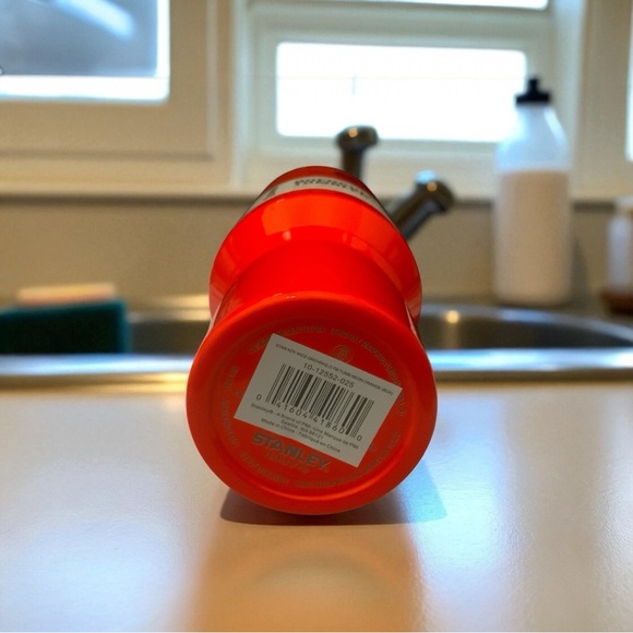 Stanley The Flowstate Quencher H2.0 Tumbler - Picture 4 of 5